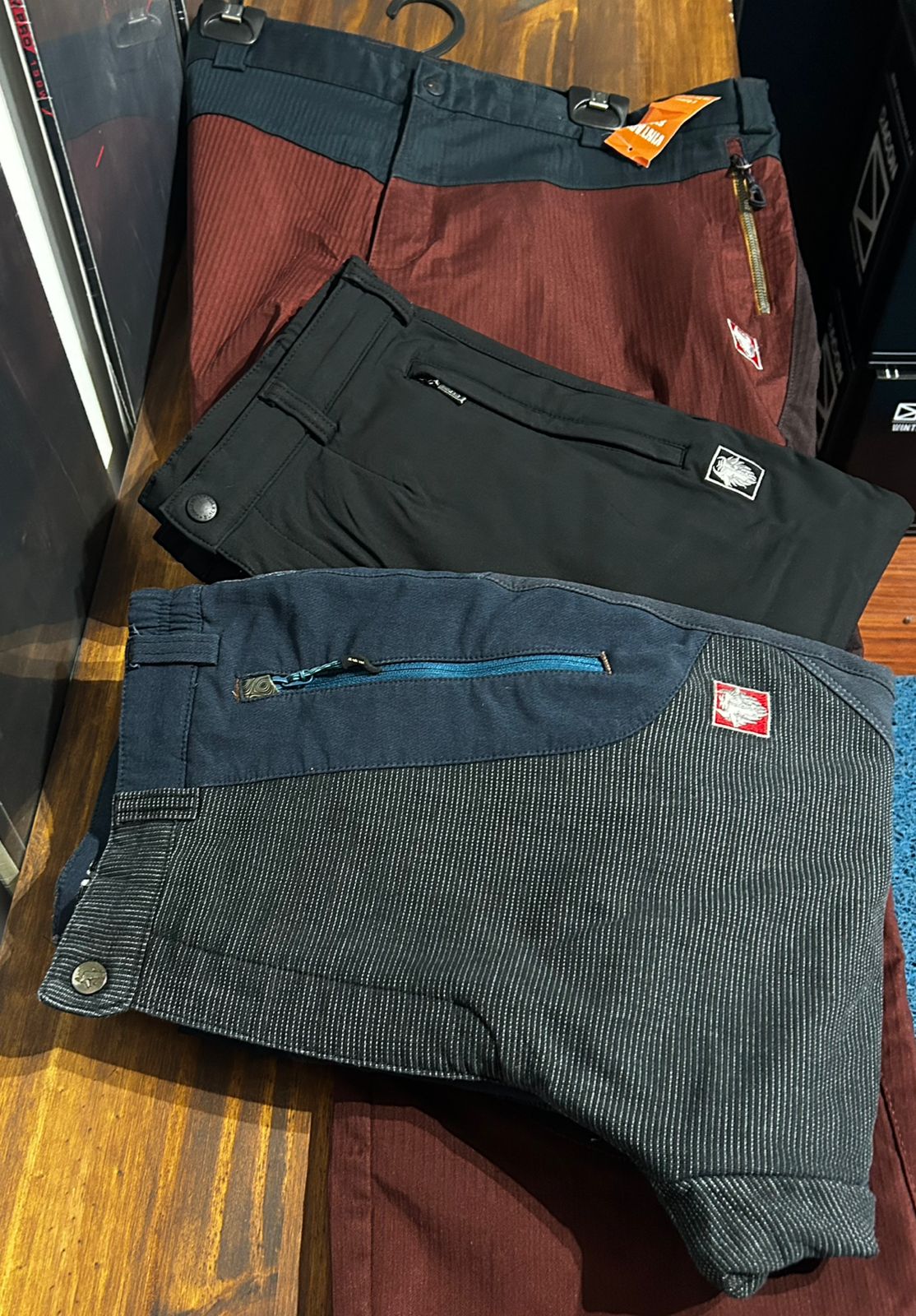 Pantalones de Trekking y Outdoor – Covans Rental & Shop - Imagen 2